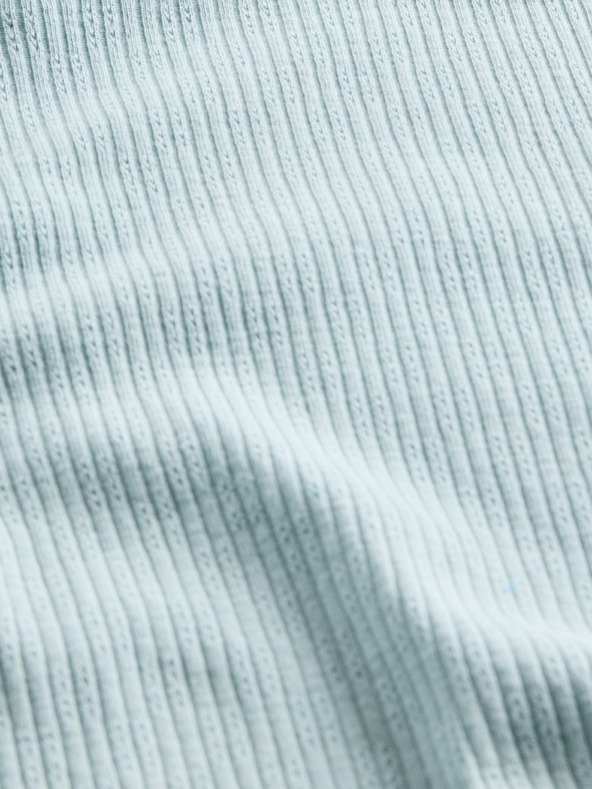 GAP Тениска с ребра GAP