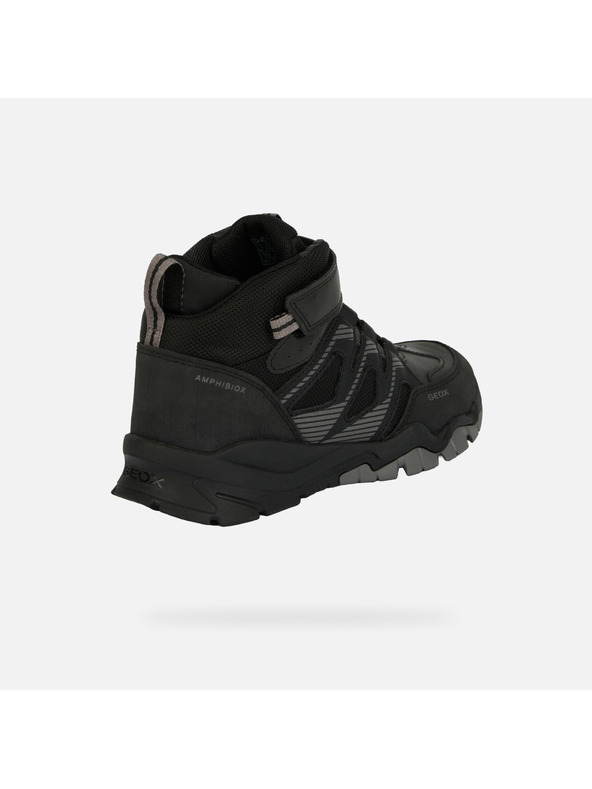 Geox Черни момчешки маратонки Geox Montrack B ABX