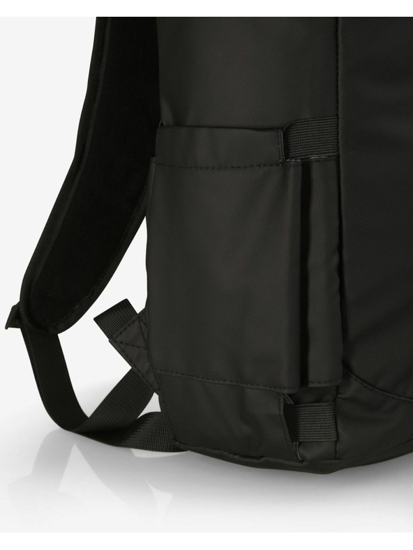 Kilpi Градска раница Kilpi NUEVO 15-U Черна