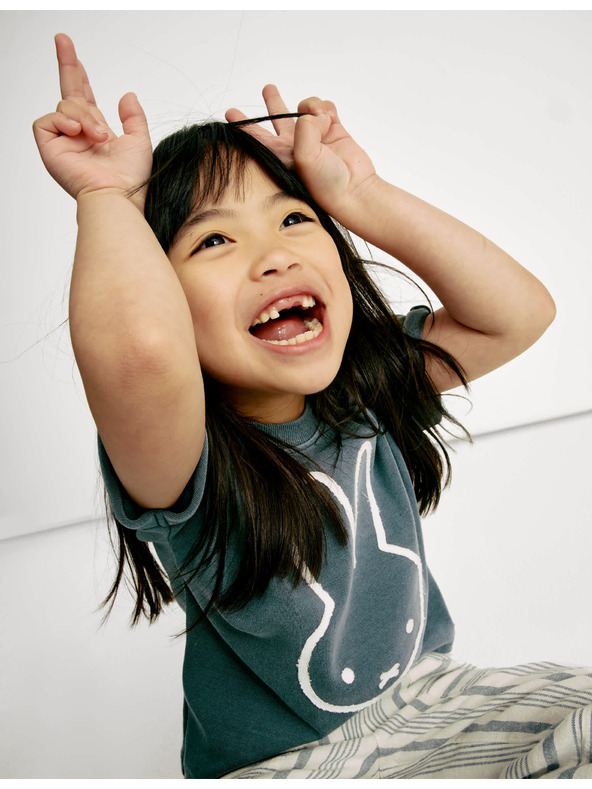 Marks & Spencer Тениска Miffy™ с висок процент памук (1–8 години) Marks & Spencer в сиво