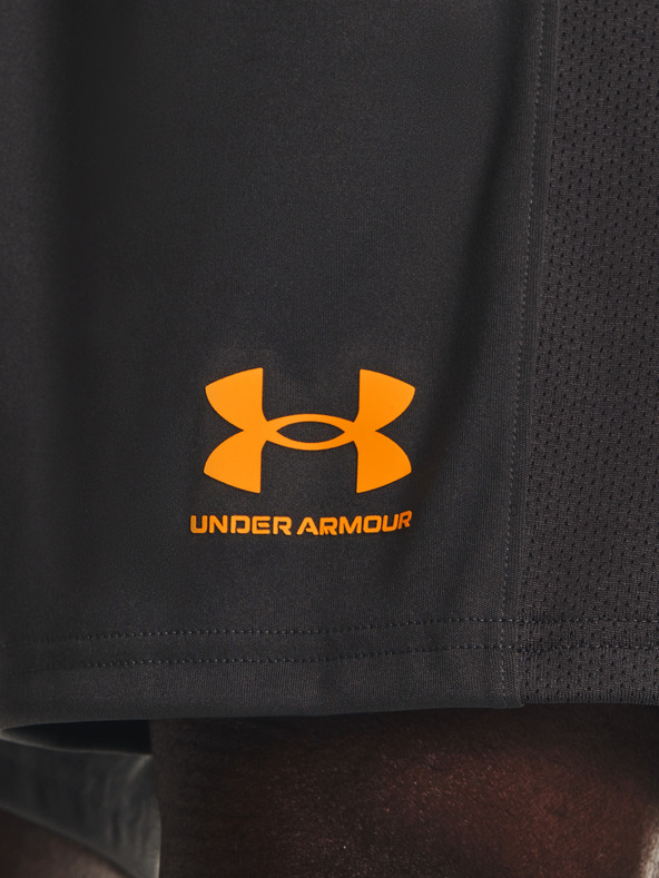 Under Armour Мъжки шорти Under Armour Challenger Knit Short