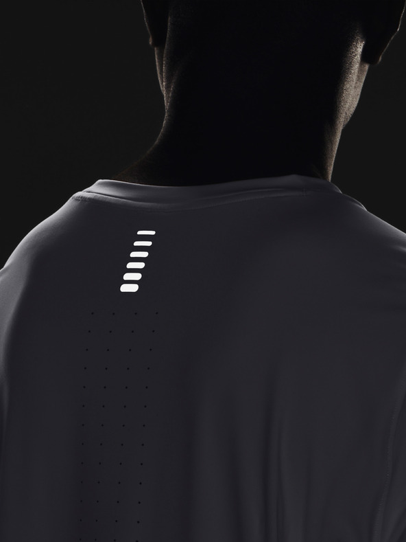Under Armour Мъжка тениска Under Armour UA ISO-CHILL LASER HEAT SS