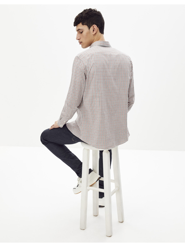 Celio Rakaro Риза