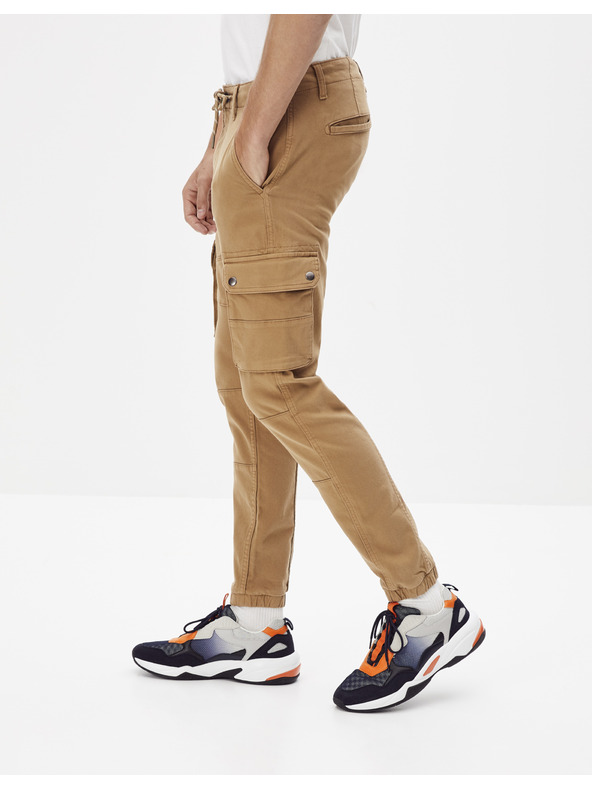 Celio Бежови панталони Celio Nolyte