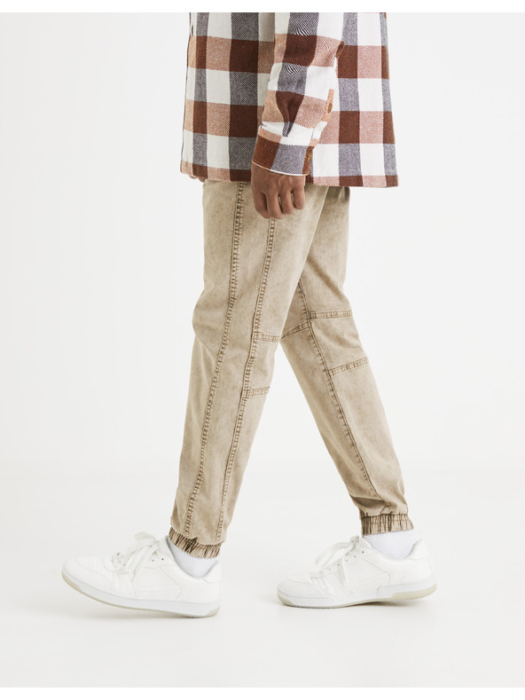 Celio Бежов мъжки панталон на райета Celio