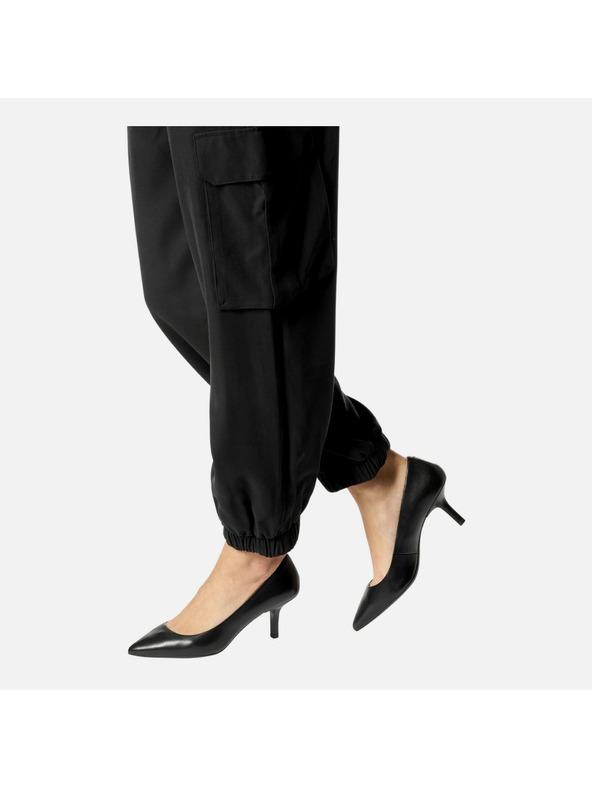 Geox Черни дамски обувки Geox Kleopy