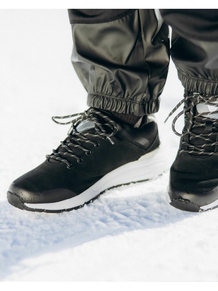 Kilpi Спортни обувки за свободното време Kilpi MERAPI LOW WP-U Черно