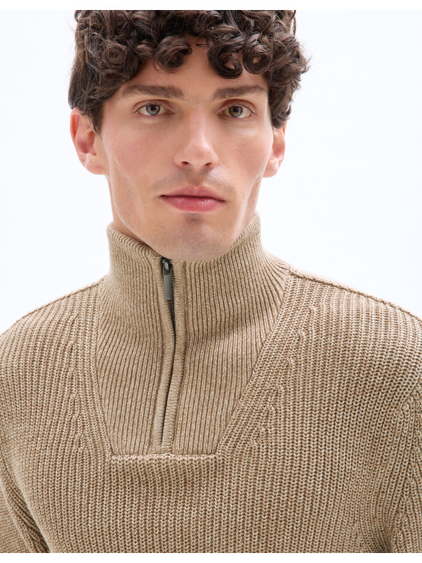 Celio Суитшърт Metrucker със стоящa яка