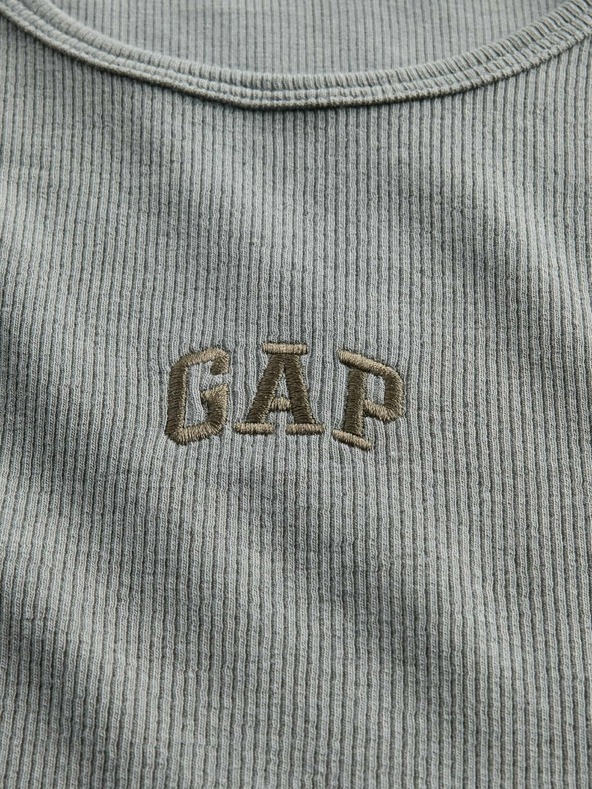 GAP Ребрести тениска с лого GAP