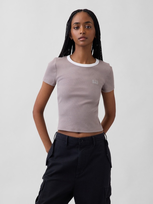 GAP Ребрести тениска с лого GAP