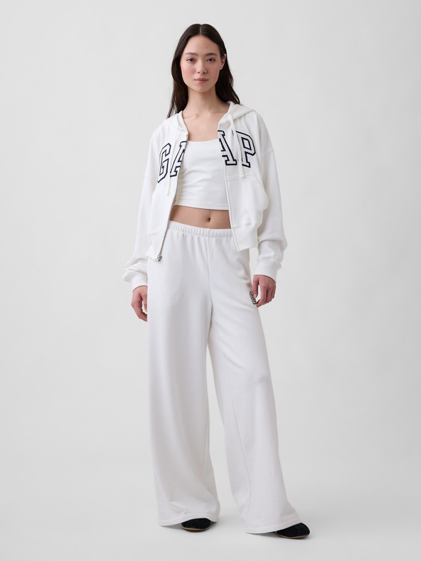 GAP Овърсайз суитчър с логото на GAP