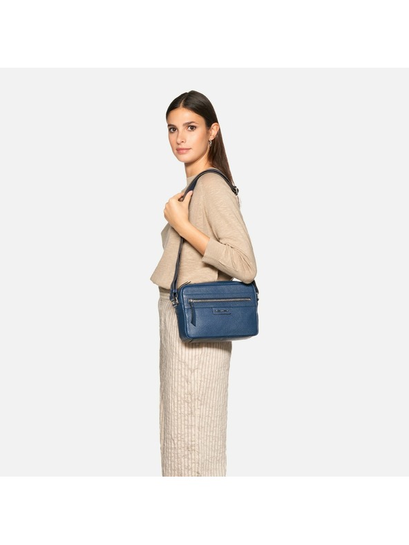 Geox Синя дамска чанта Geox Blandine