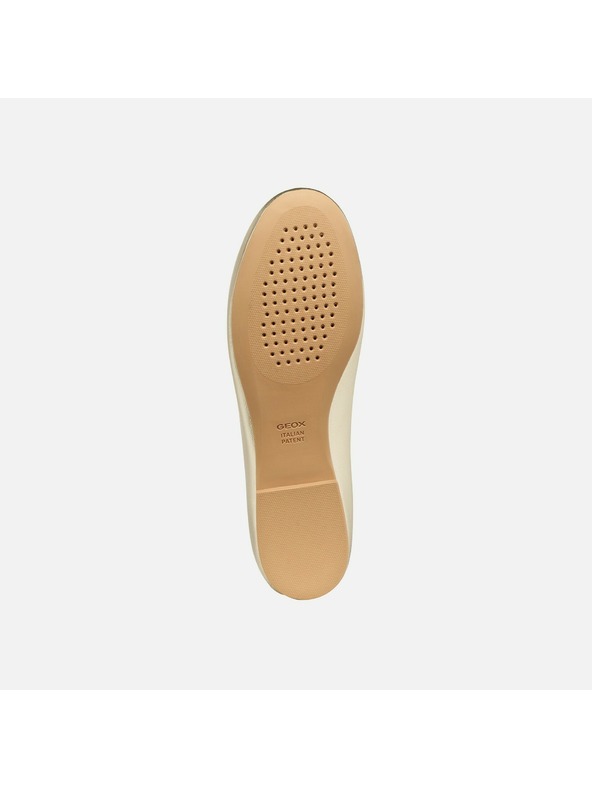 Geox Златисти дамски мокасини Geox New Palmaria