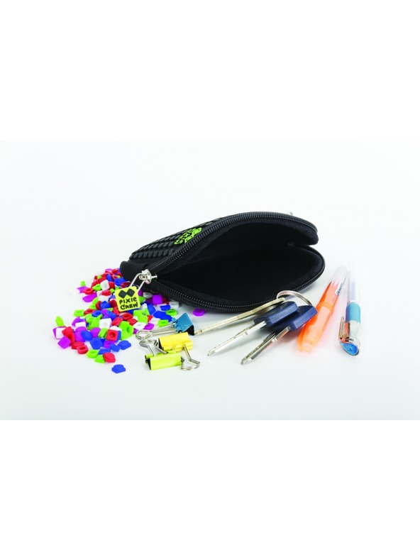 PIXIE CREW PIXIE CREW пиксел калъф цветни скелети