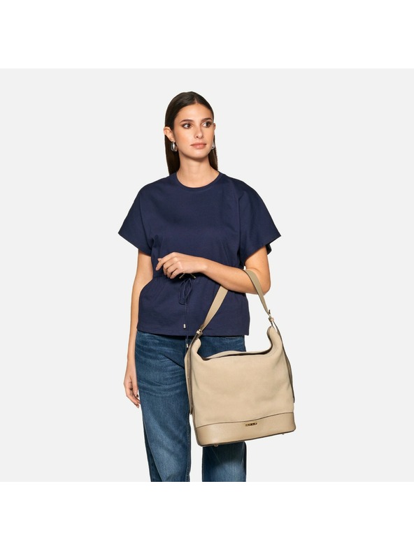 Geox Бежова дамска чанта Geox Alnoire