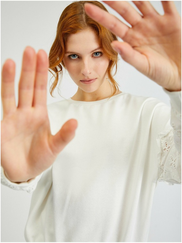 Orsay Бял дамски пуловер с декоративни ръкави ORSAY