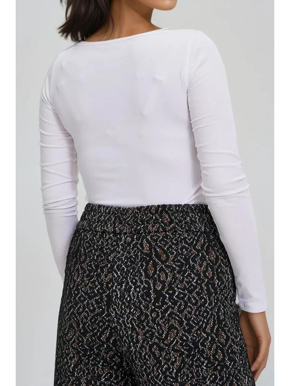 Moodo Прилепнала бяла блуза с дълъг ръкав Moodo