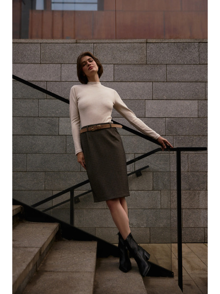 Moodo Бежова блуза с яка Moodo