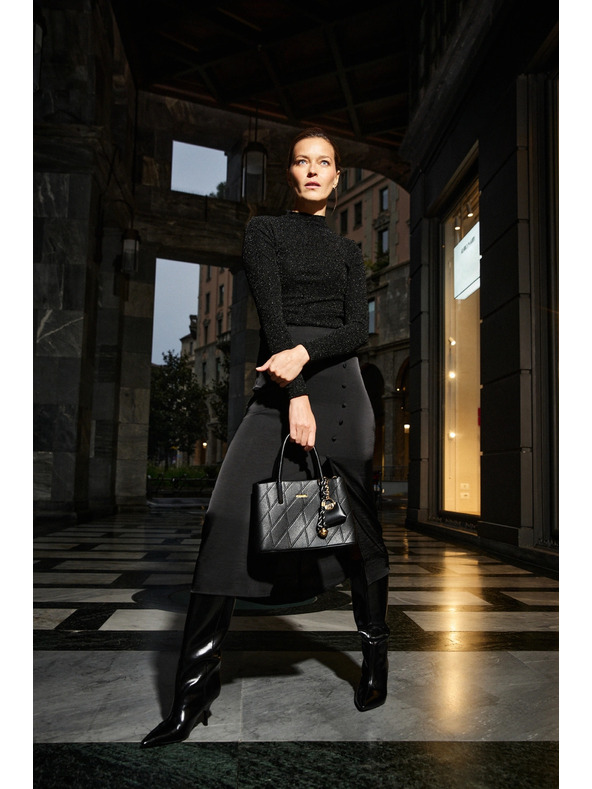 Moodo Лъскав топ черен Moodo