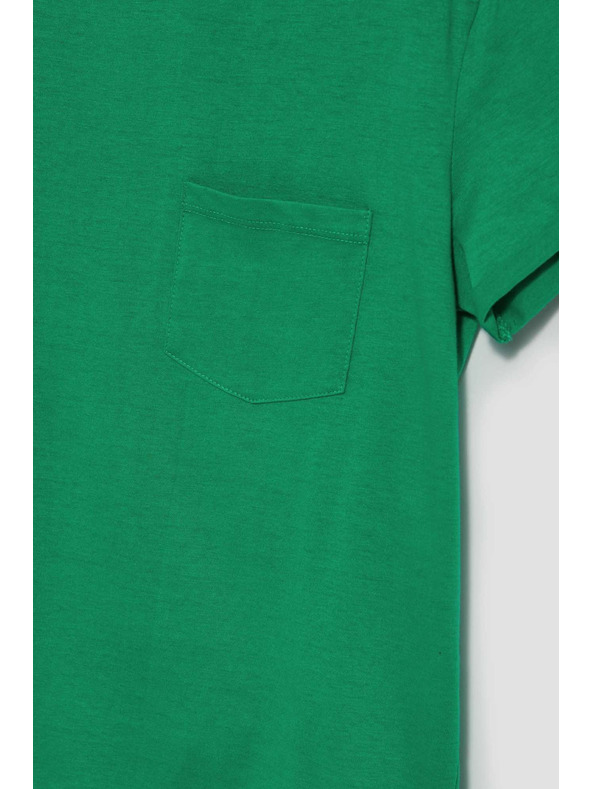 Moodo Памучна тениска с джобче в зелено Moodo