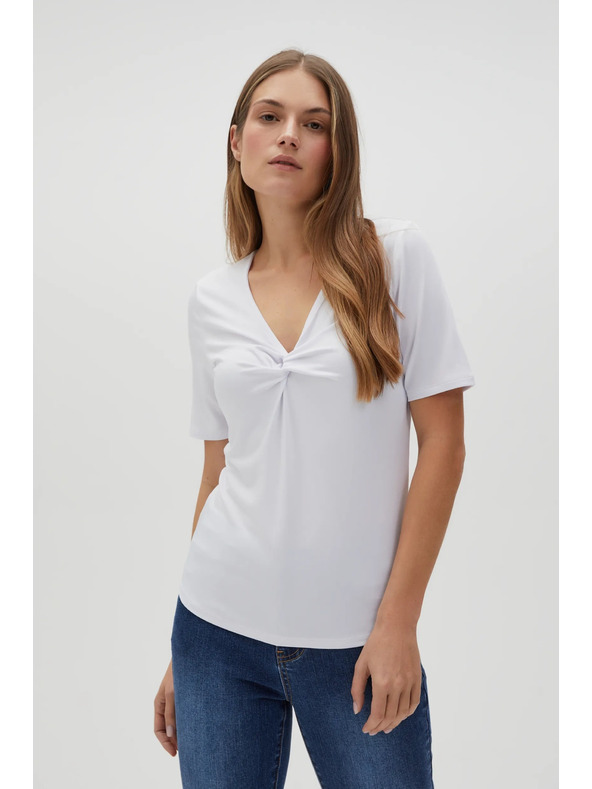 Moodo Бяла блуза с декоративно деколте Moodo