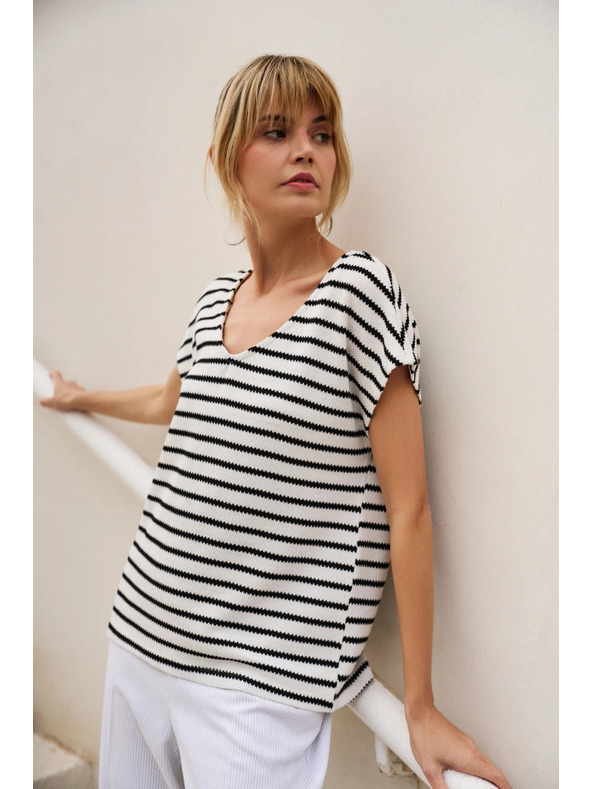 Moodo Бяла райета блуза Moodo