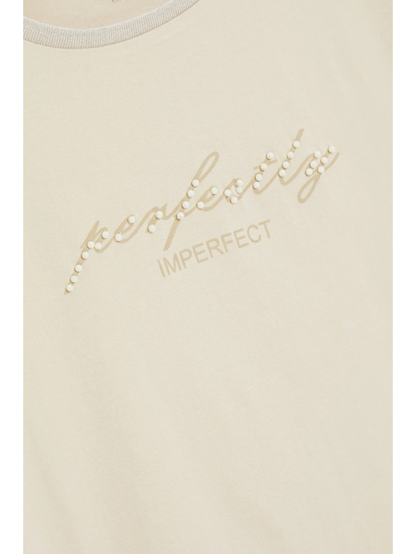 Moodo Бежова блуза с надпис Moodo