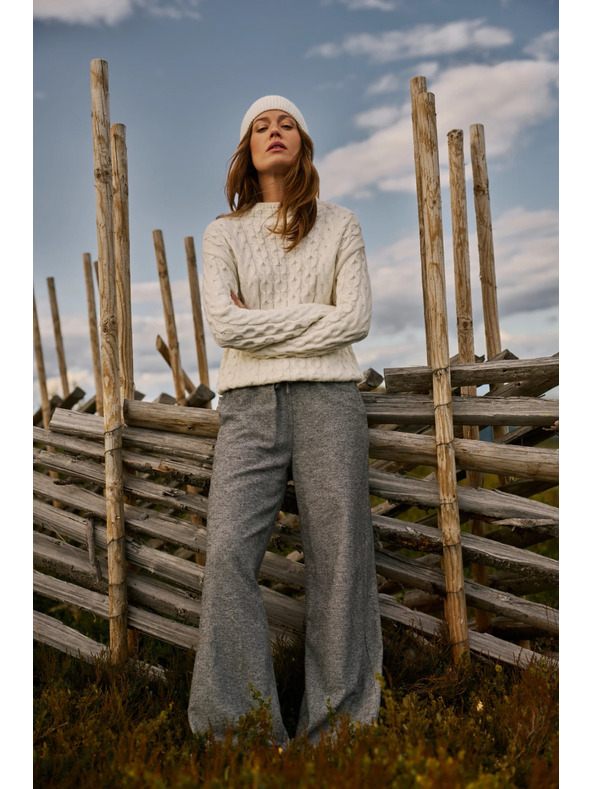 Moodo Зимна бяла шапка Moodo