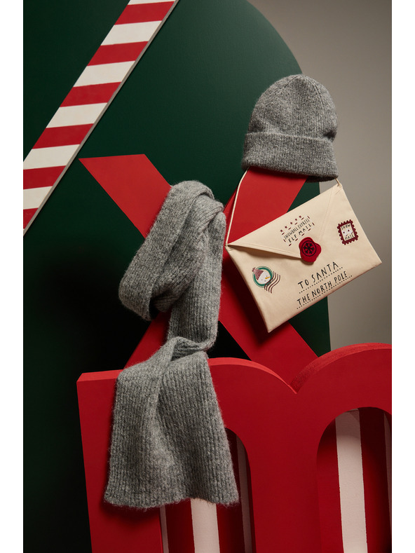 Moodo Сива зимна шапка Moodo