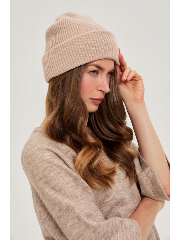 Moodo Бежова шапка с металически нишки Moodo