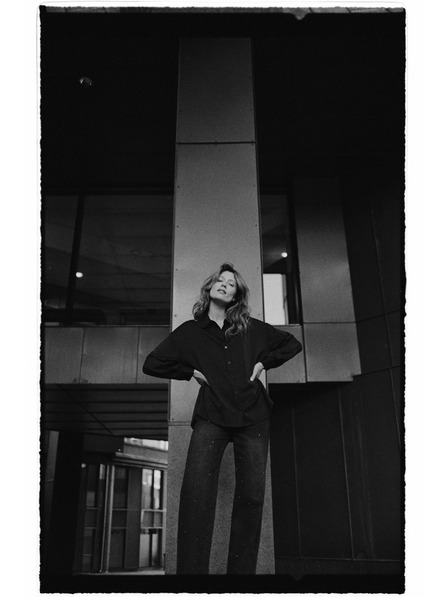 Moodo Гладка черна риза Moodo