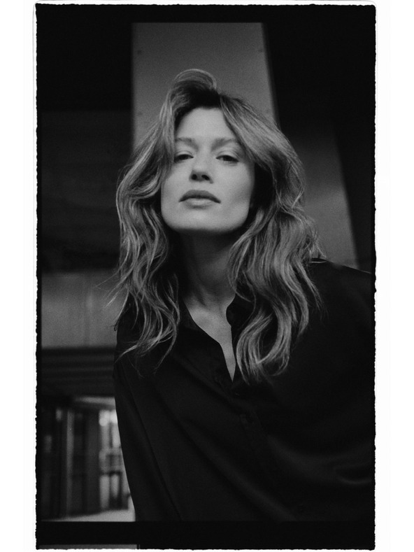 Moodo Гладка черна риза Moodo