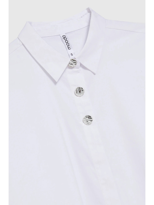 Moodo Бяла риза с декоративни копчета Moodo