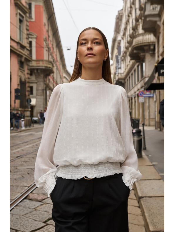 Moodo Бяла риза с набрани ръкави Moodo