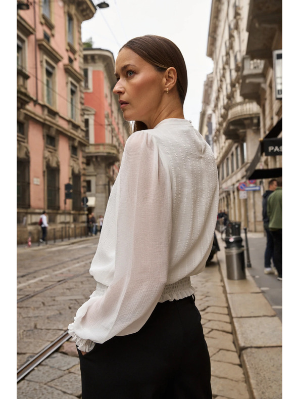 Moodo Бяла риза с набрани ръкави Moodo