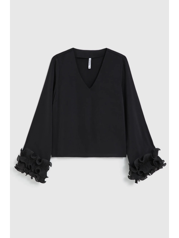 Moodo Черна риза с волани на ръкавите Moodo