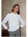 Moodo Бяла риза с декоративно деколте Moodo
