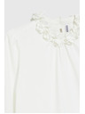 Moodo Бяла риза с декоративно деколте Moodo