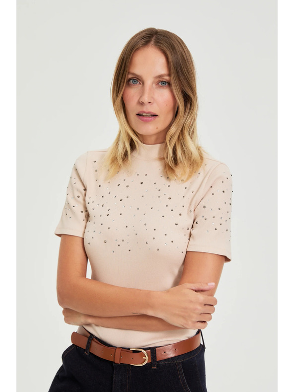 Moodo Бежова блуза с джобове Moodo