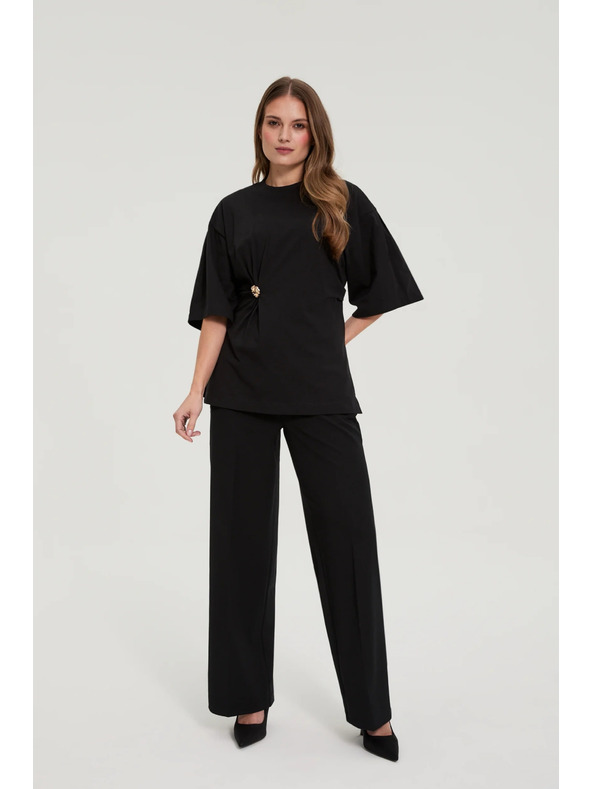 Moodo Памучна блуза с декоративно копче черна Moodo