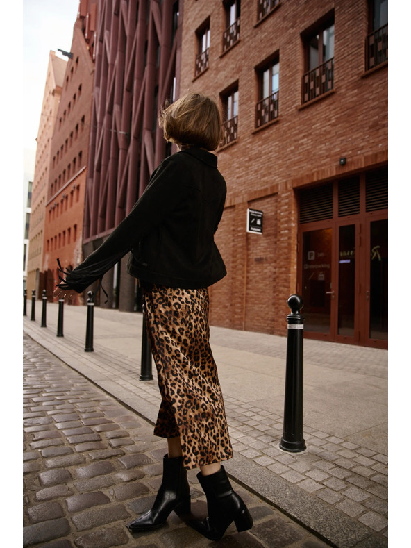 Moodo Черно яке с ресни Moodo