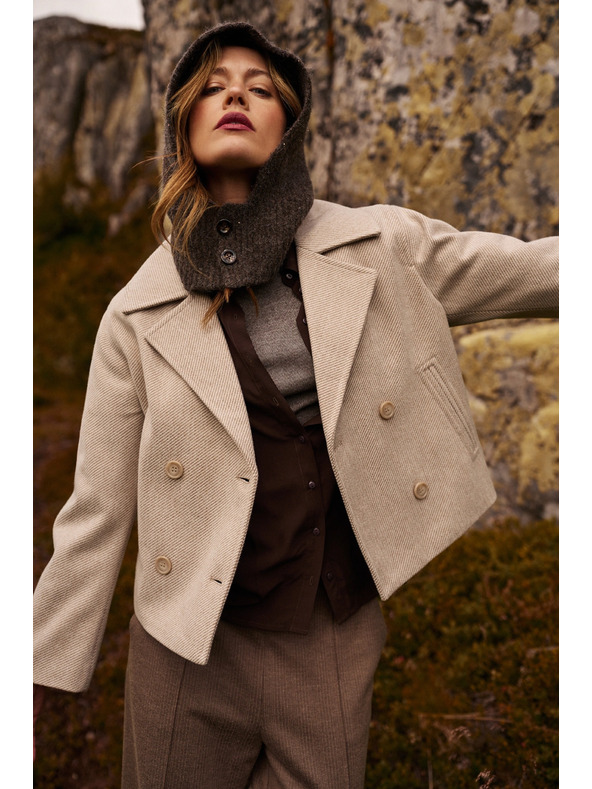 Moodo Късо бежово палто Moodo