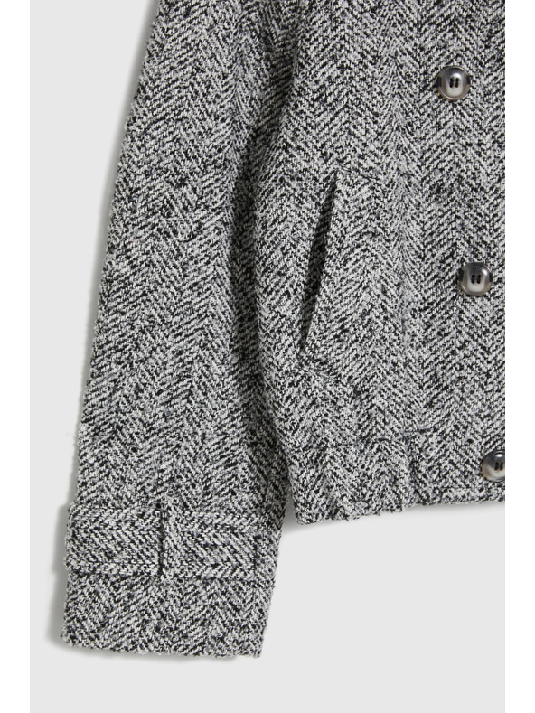 Moodo Късо черно-бяло палто Moodo