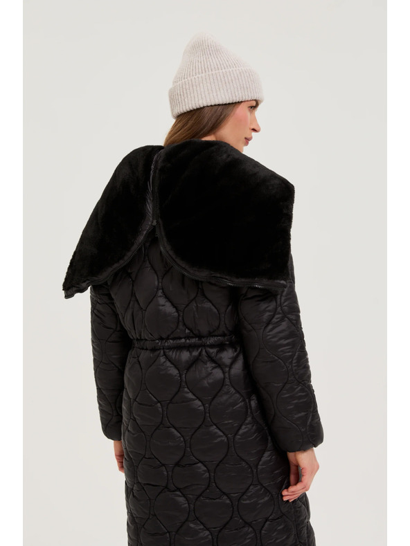 Moodo Яке с качулка черно Moodo