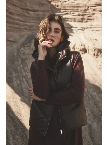 Moodo Подплатена грейка с качулка, кафява Moodo