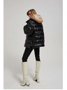 Moodo Черно подплатено късо яке с качулка Moodo