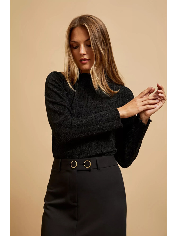 Moodo Черна блуза с поло деколте, декорирана с металически нишки Moodo