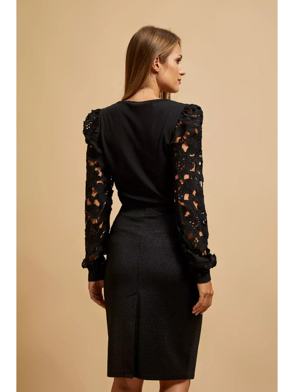 Moodo Черна тениска с дантелени ръкави Moodo