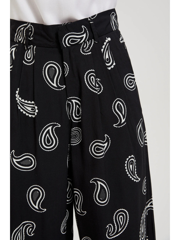 Moodo Черни панталони с фин десен Moodo