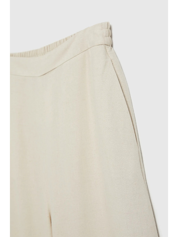 Moodo Ленени панталонки-пола бежови Moodo